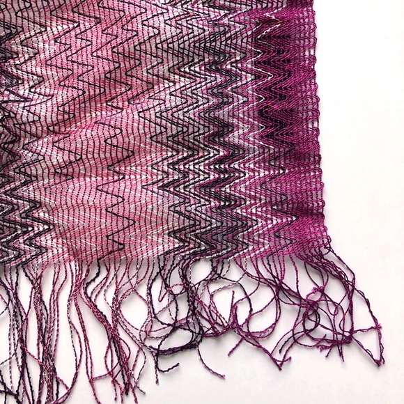 NEW Missoni Fuschia Wave Scarf - Picture 4 of 5